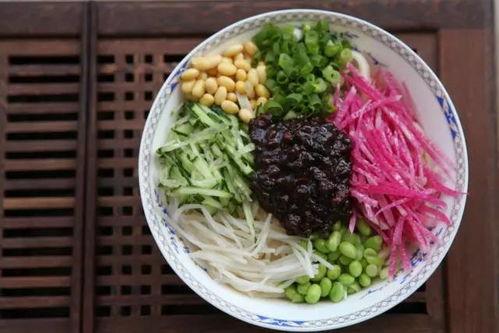 娱乐吃瓜酱暖心吃面,品味生活，共享美好时光